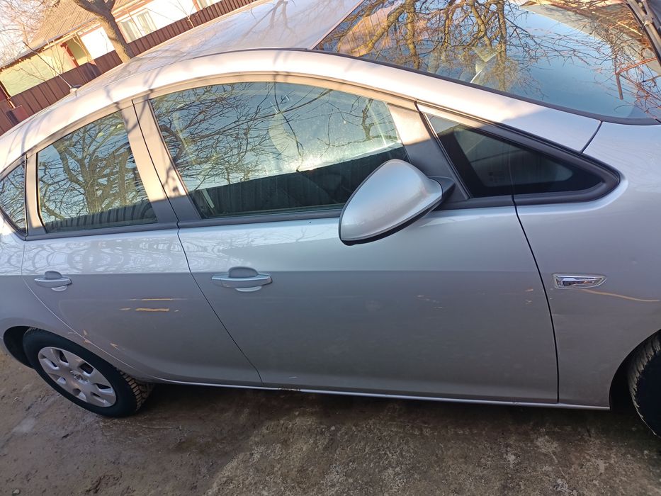 OPEL Astra 2011 — imagine 5
