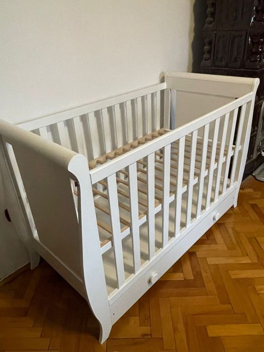 Patut lemn cu sertar nefolosit