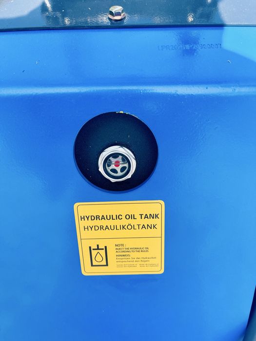 Мини погрузчик RIPPA RS03