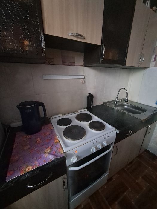 Продам кухонный гарнитуру