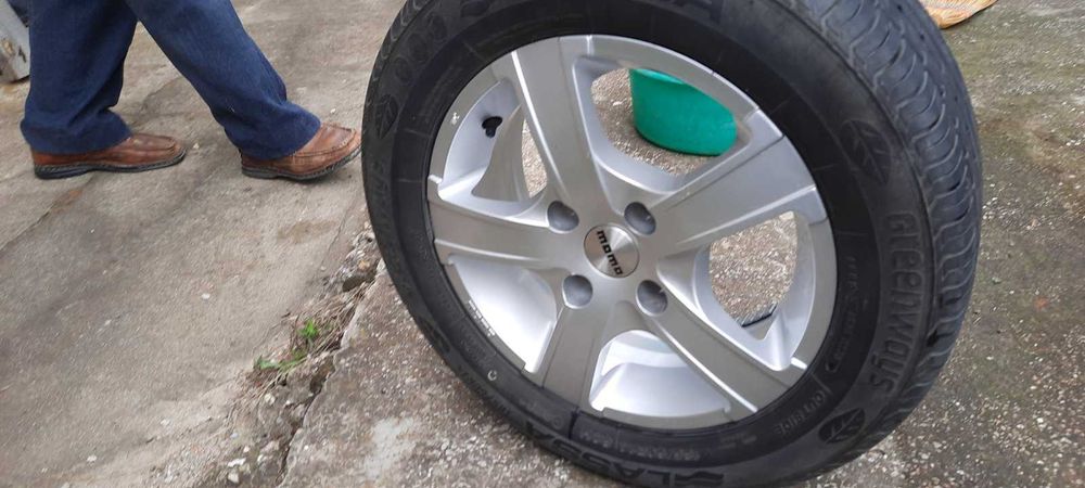 Летни гуми LASSA GREENWAYS 185/60/14 с джанти MOMO WIN PRO