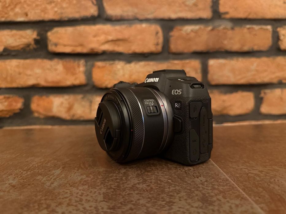 Canon R8 + 50mm si Obiectiv Canon RF 24-105mm f/4 L IS USM