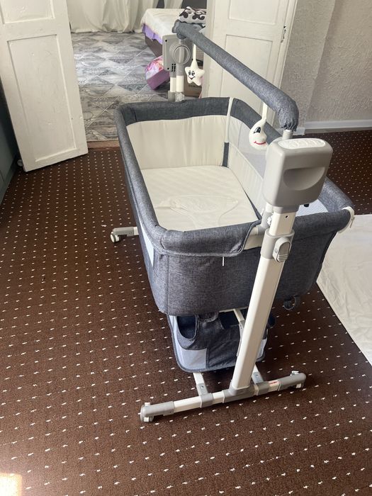 Продам манеж-кровать