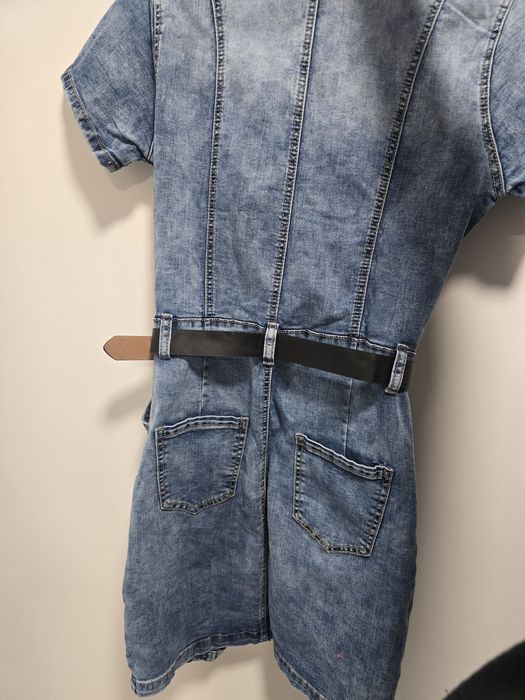 Дънкова рокля в светъл деним