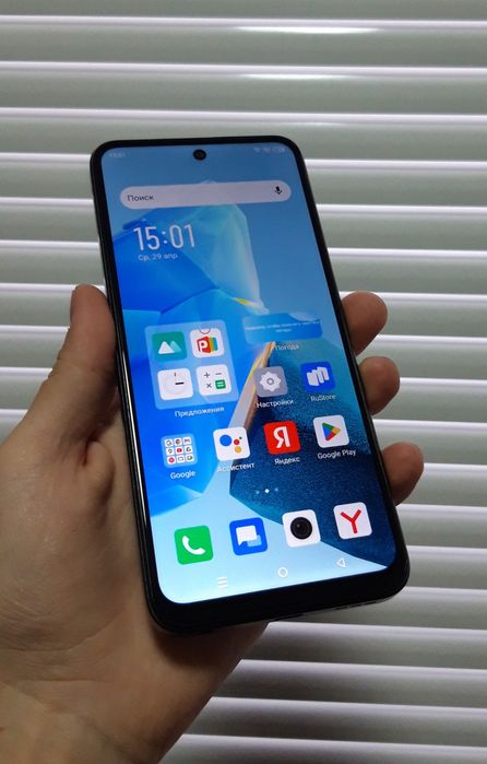 Infinix Hot 30 Play 8/128GB, 6000 мАч, 90 Гц