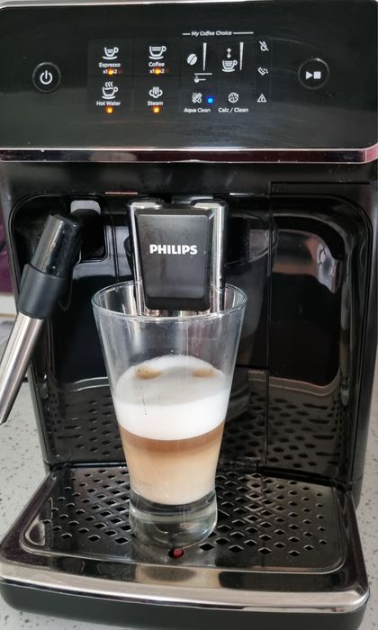 Espressor automat Philips seria 2200