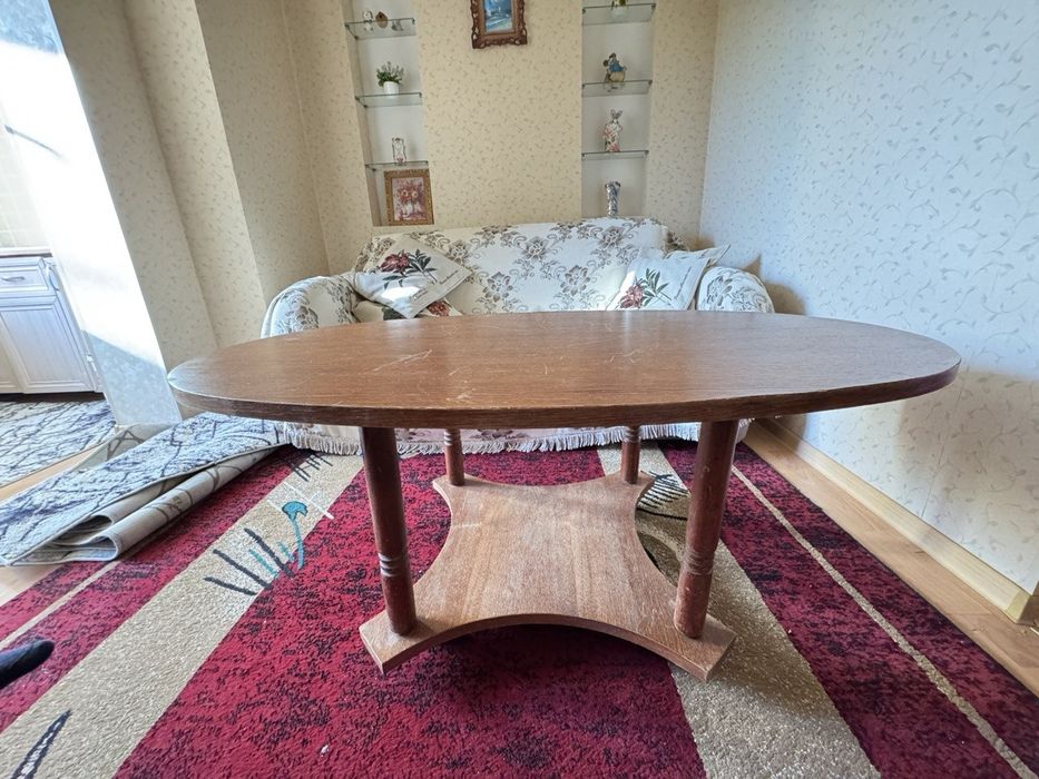 Журнальный столик