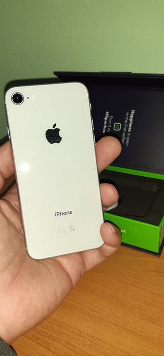 IPhone 8 64gb Ca nou baterie 100%, garanție 2 ani