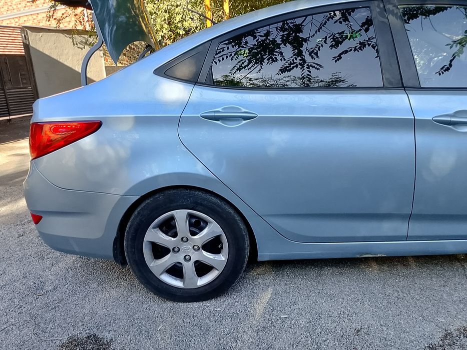 Hyundai accent жалға берыледы