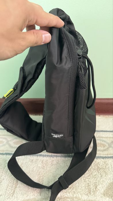 Продам reebok сумку оригинал