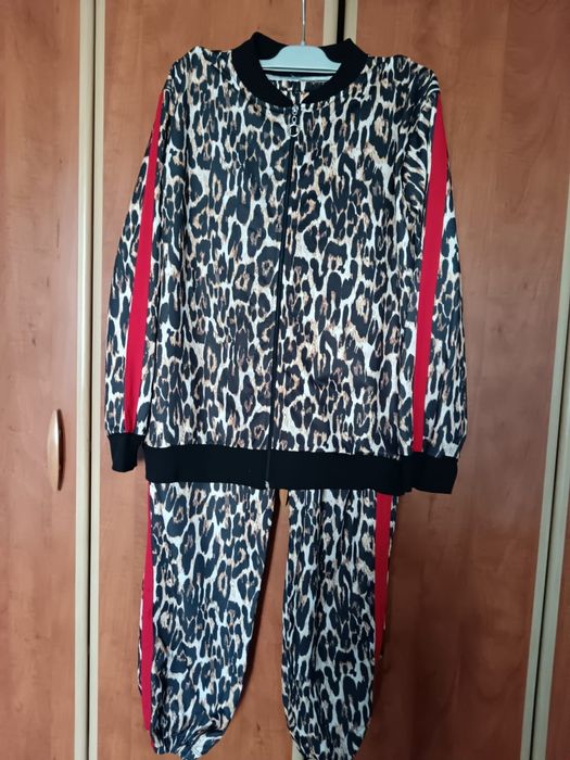 Vând Trening Damă Mărimea XXL Nou Turcia