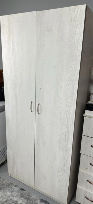 Продаётся Шкаф для одежды