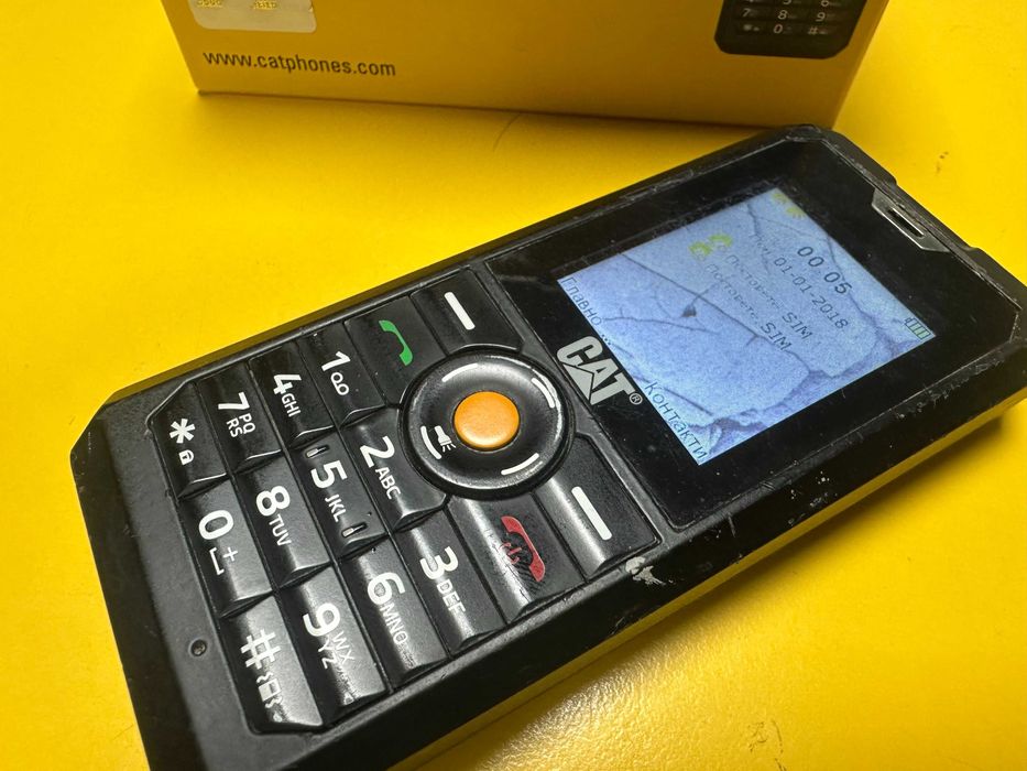 Мобилен телефон CAT B30