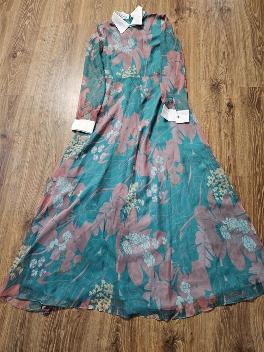 Платья женские отдам даром