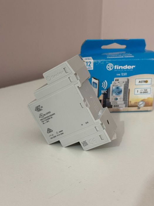 Finder 12.81 Ceas programabil digital Astro 1CO 16 A Finder 12.81