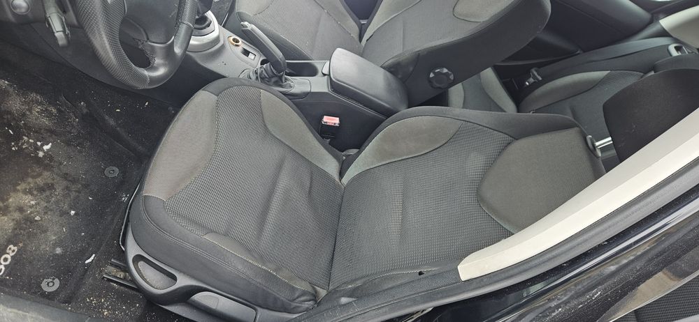 Peugeot Пежо  308 1.6 бензин НА ЧАСТИ