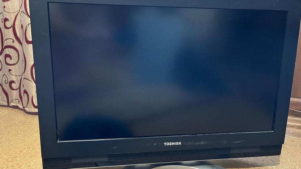 Продам телевизор б/у Toshiba