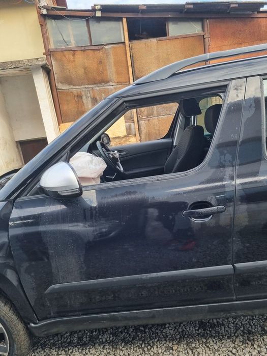 Usa Stanga Fata Skoda Yeti Facelift 2013 - 2017 SUV 4 Usi Skoda Blau CYVB (1375)