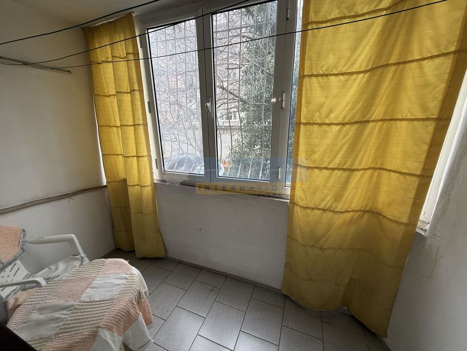 Продава се Тристаен апартамент в Бургас, Възраждане - 90 кв.м за 1111 €/кв.м - Снимка #10