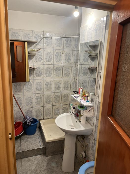 Vand Apartament 2 camere,sector 2,langa liceul lucian blaga