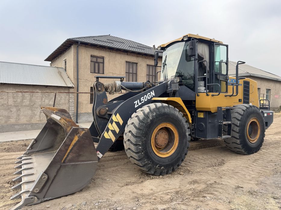 Услуги Погрузчика 3м3 2м3