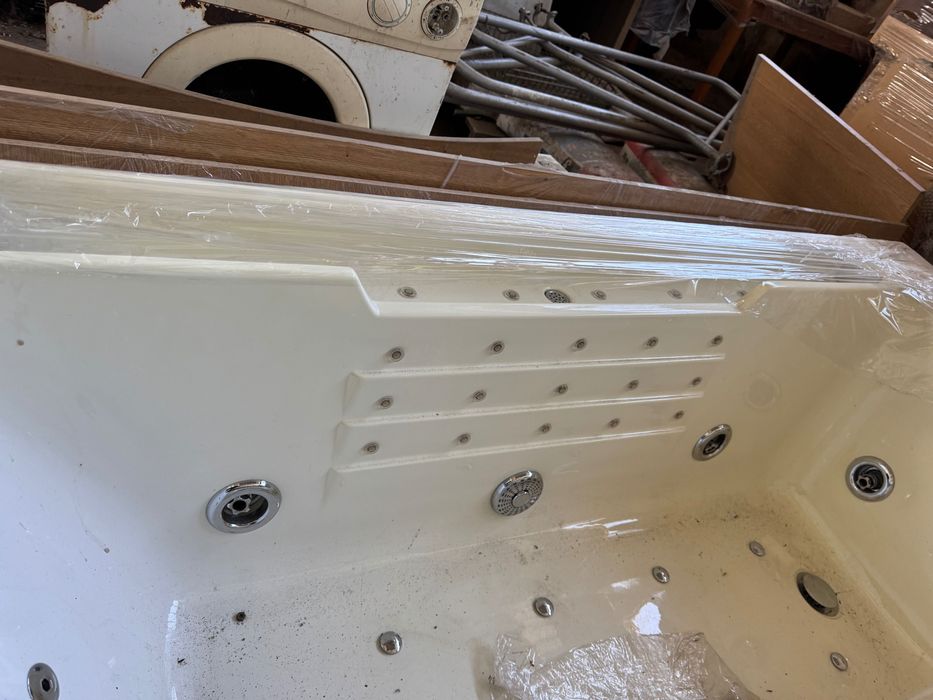 Хидромасажна вана