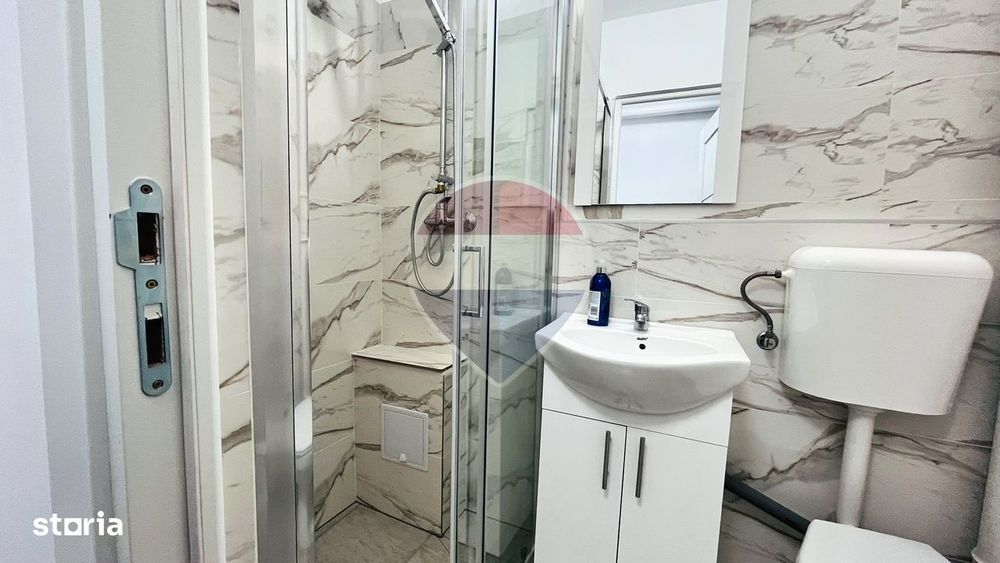 Apartament cu 2 camere de vânzare în zona Rogerius