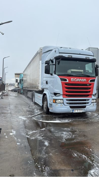 Scania v8-520cp.