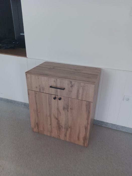 Столы, стулья, мебель для кафе