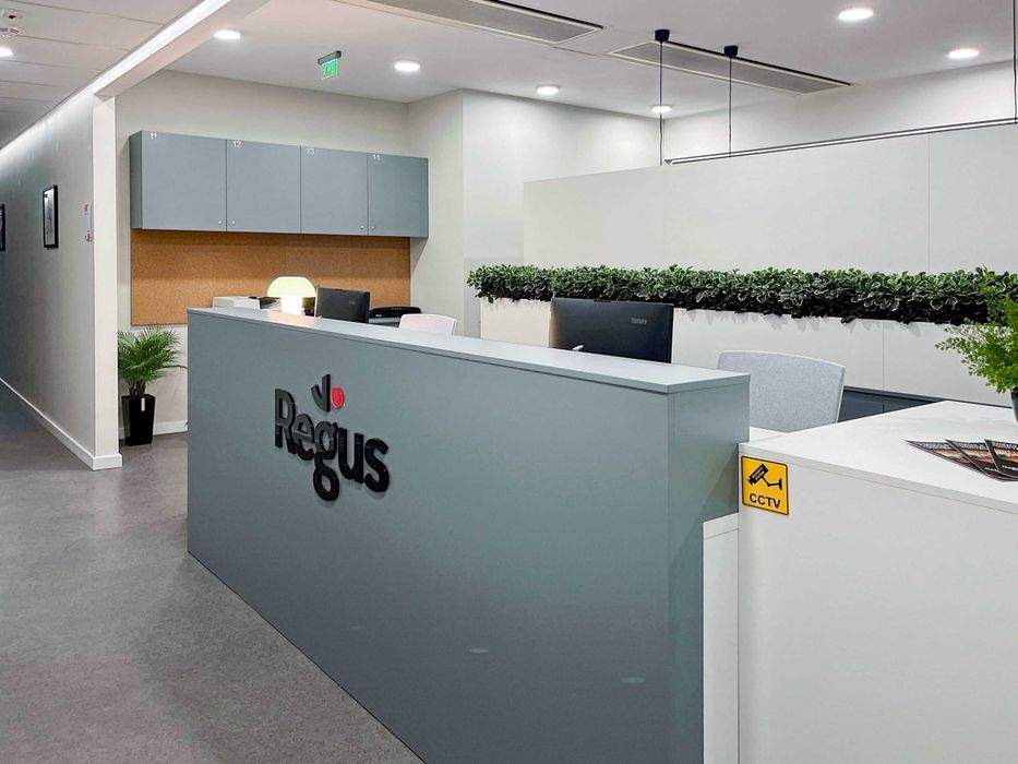 Резервирайте офис пространство за фирми от всякакъв мащаб в Regus Christopher Columbus