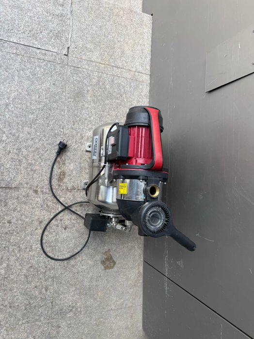 Косачка 1400W 33cm 30L 500m2 RD-LM31/	Хидрофор 1300W