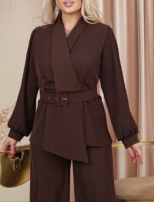 Коричневая даойка и Костюмчик