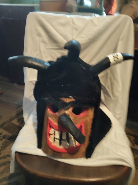 Традиционни кукерски маски