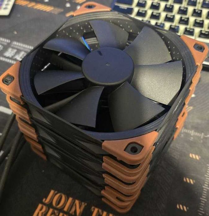 Вентилатори Noctua NF-A14/NF-F12 industrialPPC-3000 PWM