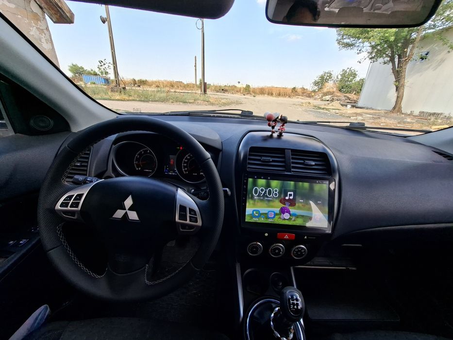 Vând Mitsubishi Asx