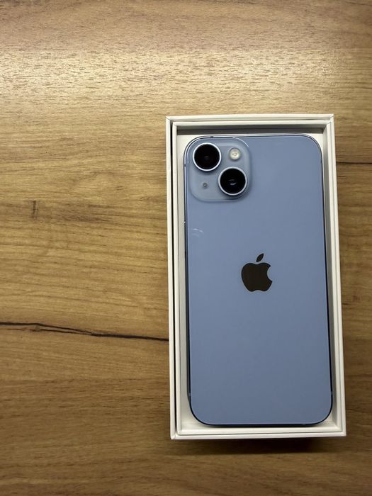 Продавам IPhone 14