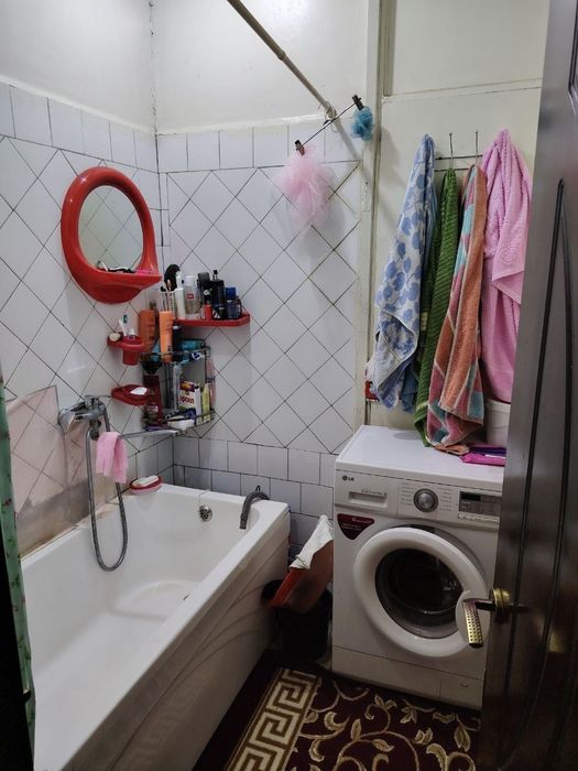 Продаётся квартира Юнусабад 11кв 2/1/4