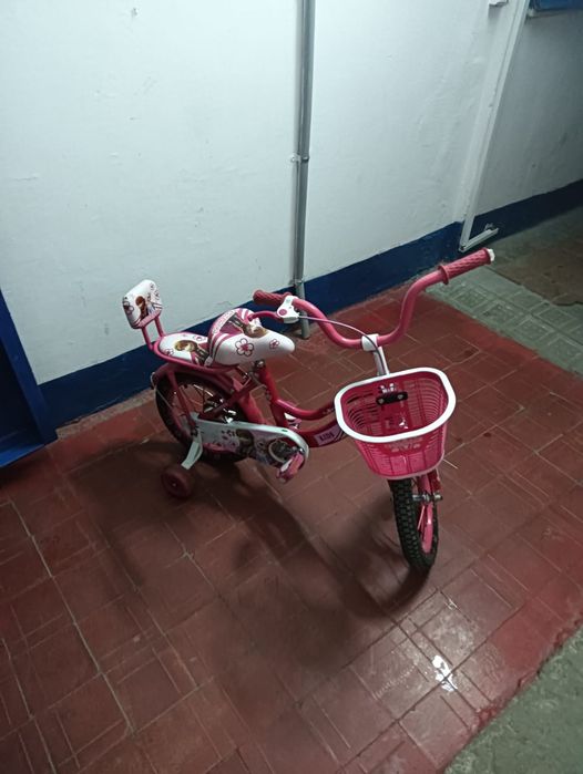 Продам  велосипед для девочек  в хорошем состоянии