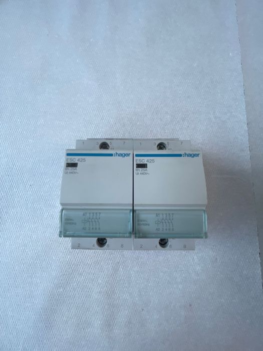 Lot sigurante Hager , contactoare esc425