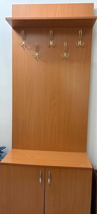 Продам прихожую б/у