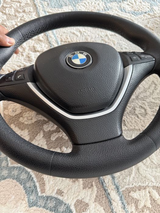 Руль BMW X5 E70 дорест
