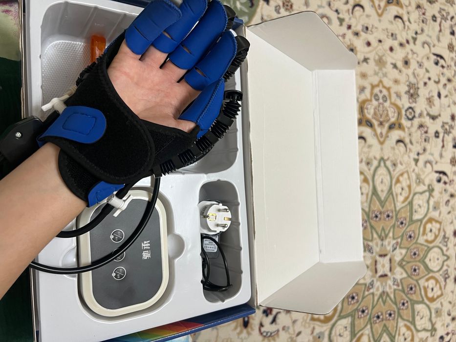 Реабилитационные перчатки