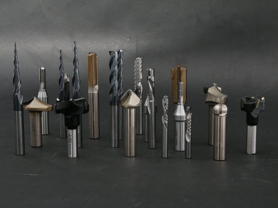 Алмазные концевые профильные фрезы DELTA TOOLS