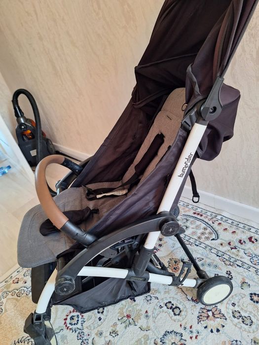 Продам коляска bumbleride