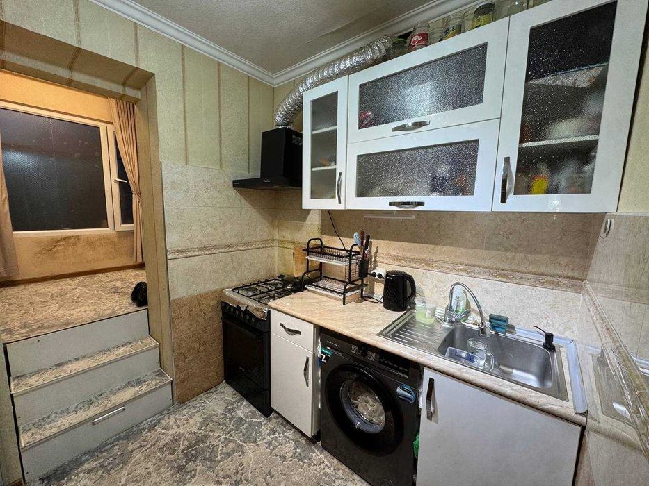 ц13(лабзак) 1в2 комнатная квартира с готовым арендатором за 500 у.е