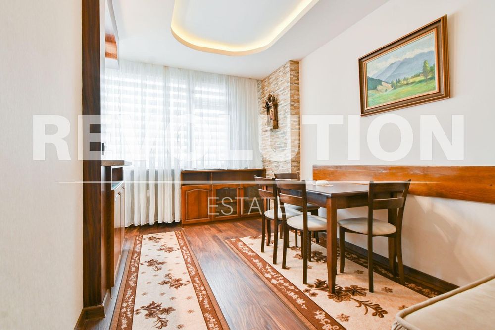 Тристаен апартамент в ж.к. Хиподрума