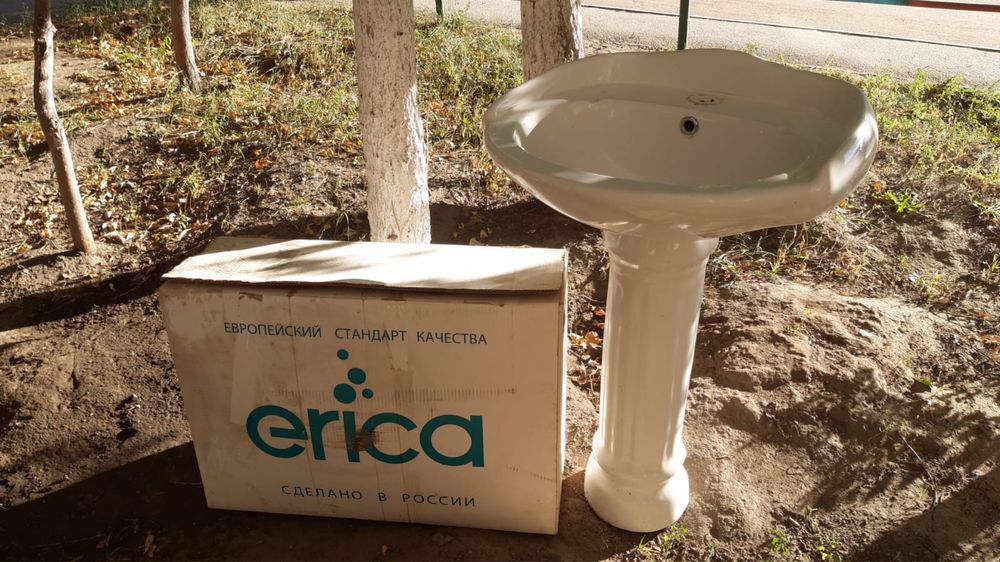 Умывальник керамический