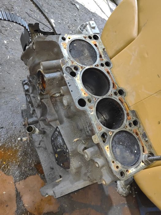 Продам блок  на гольф 4