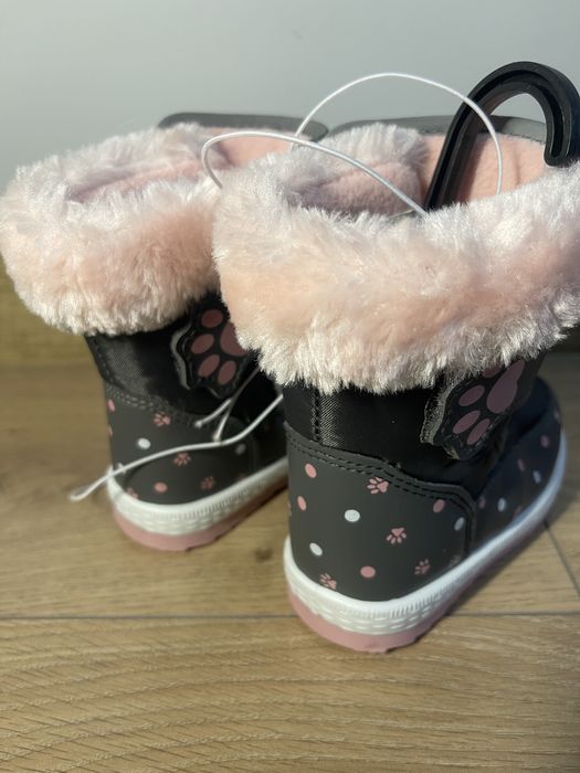 Детски зимни боти с пух