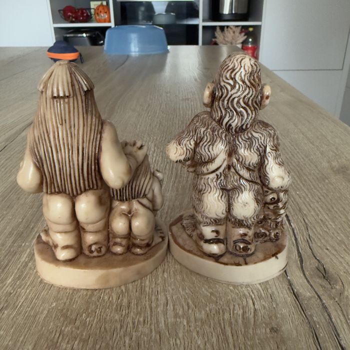 Statuete vintage din alabastru – pereche rară, Franța 1950